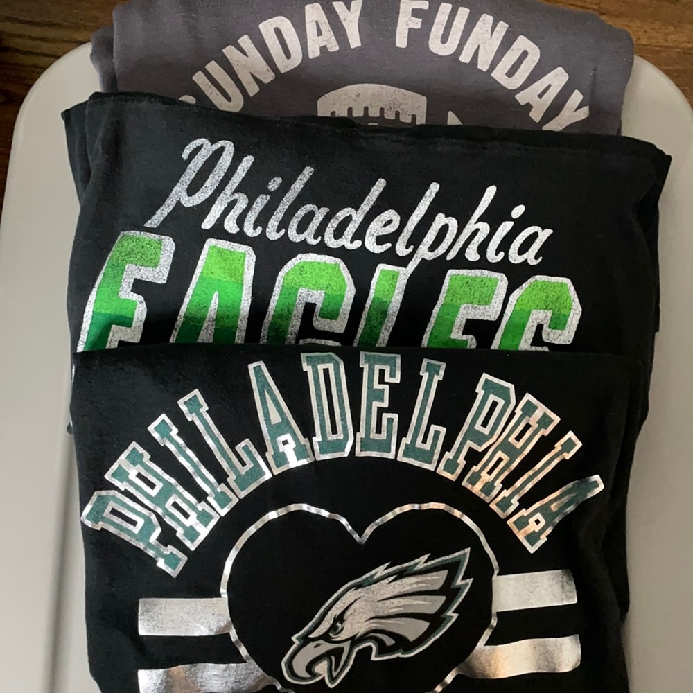 PreLoved Football/ Philadelphia Eagles T-Bundle
